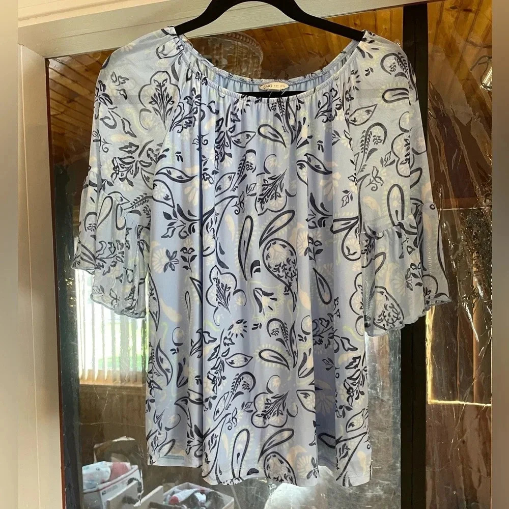 Cato, Woman’s Blouse, Sz Small, NWOT